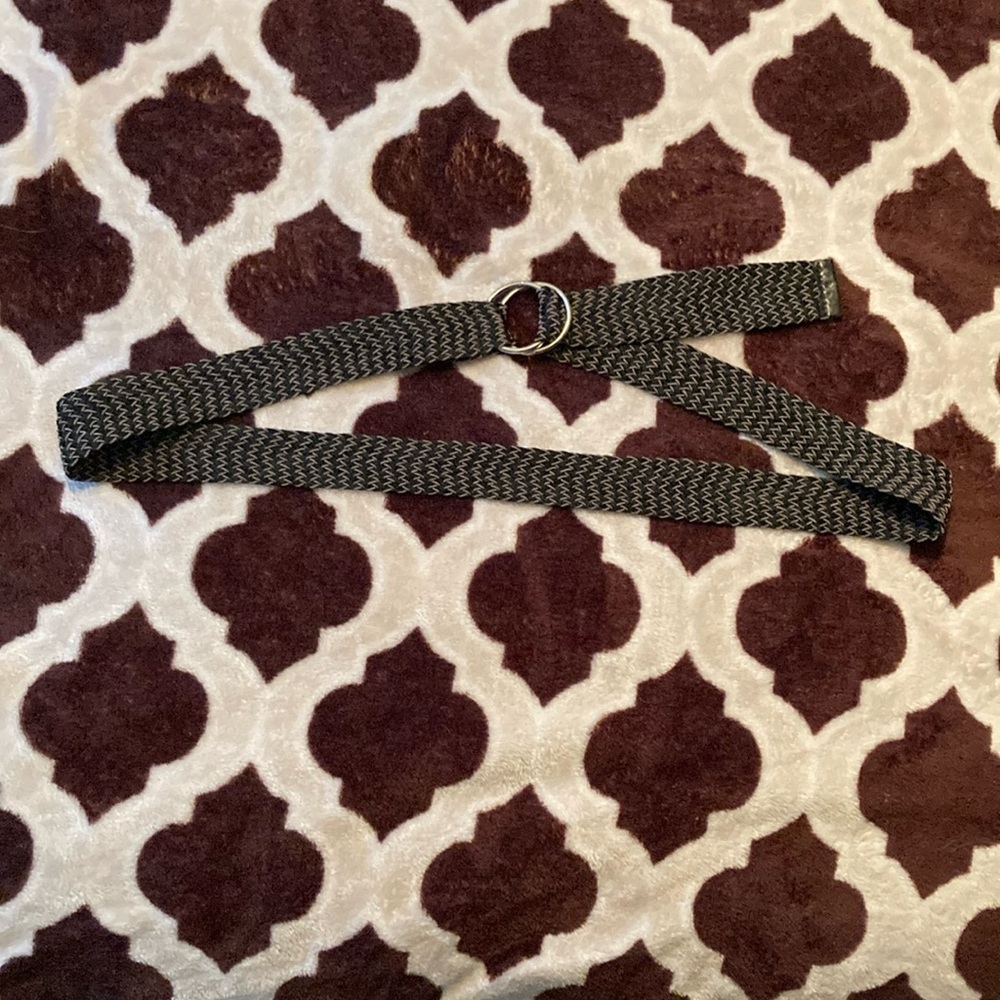 Size L? black and taupe woven double circle belt with silver toned hardware